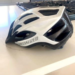 Specialized women’s bike helmet